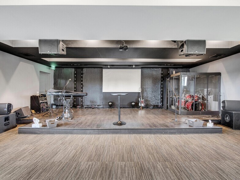 More Photos Of 2260 E 88th Ave, Denver Office Residential For Sale