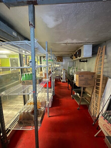 More Photos Of 13490 Orange Ave, Fort Pierce Bar For Lease