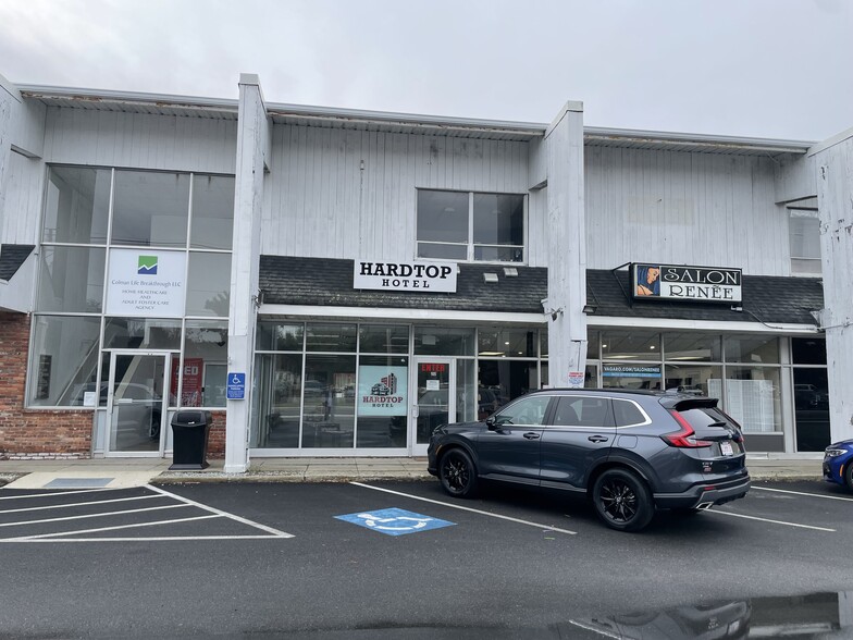 More Photos Of 853 Main St, Tewksbury General Retail For Lease