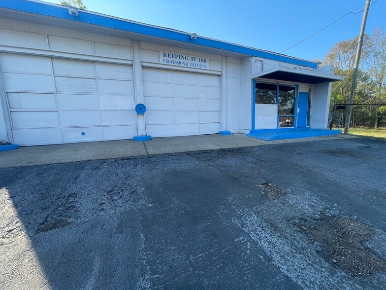 Primary Photo Of 100 Bobby Rush Blvd, Jackson Flex For Sale
