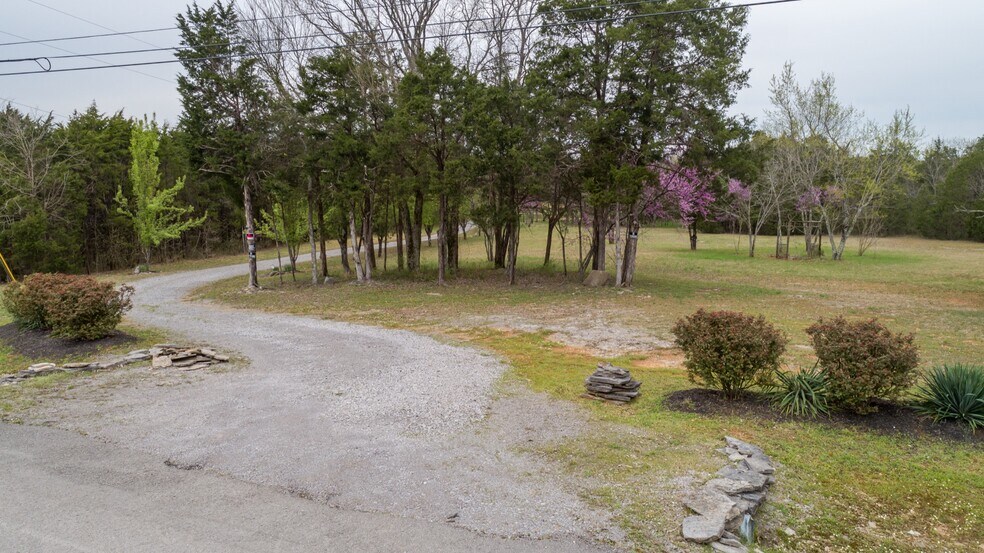 More Photos Of 11836 Mona Rd, Murfreesboro Office Residential For Sale