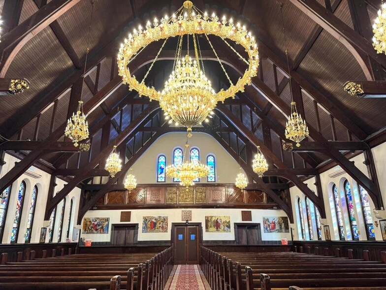 More Photos Of 820 Madison Ave, Albany Specialty For Sale