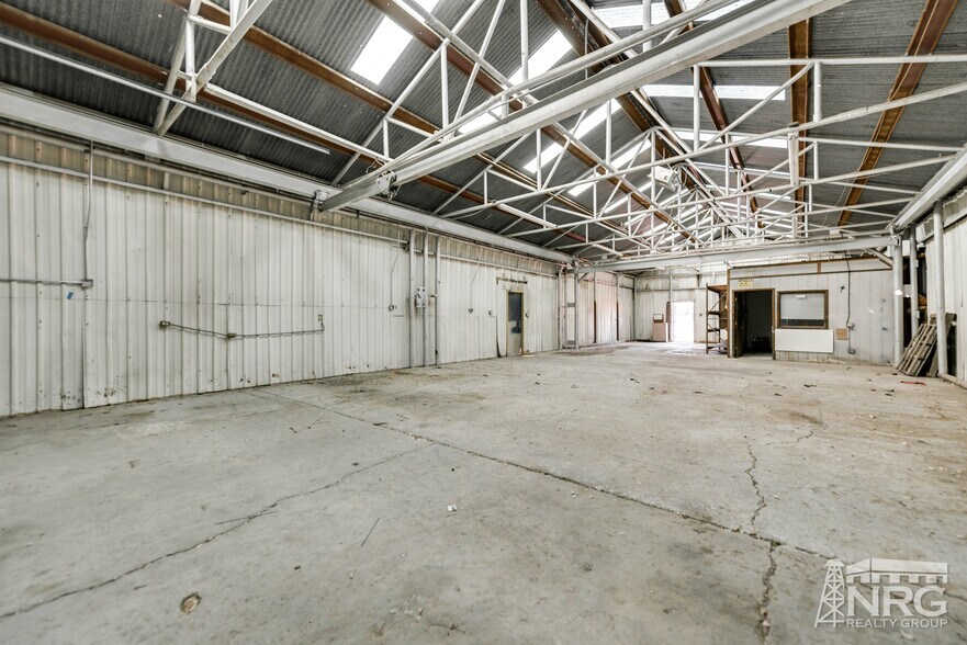 More Photos Of 701 W Murphy St, Odessa Manufacturing For Sale