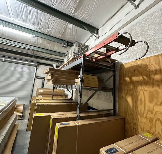 More Photos Of 23330 Harborview Rd, Port Charlotte Flex For Sale