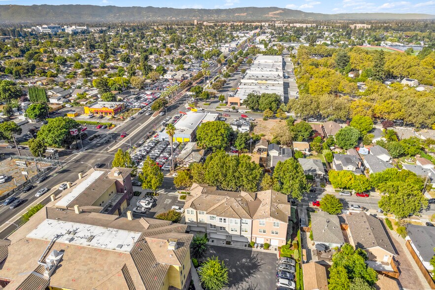 More Photos Of 1555 W San Carlos St, San Jose Auto Dealership For Sale