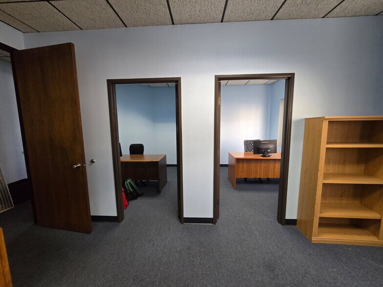 More Photos Of 15540 Rockfield Blvd, Irvine Research And Development For Lease