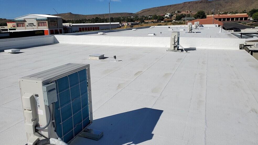 More Photos Of 4030 Stockton Hill Rd, Kingman Light Distribution For Sale