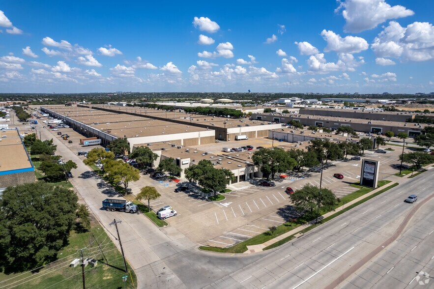 More Photos Of 2225 E Belt Line Rd, Carrollton Light Distribution For Lease
