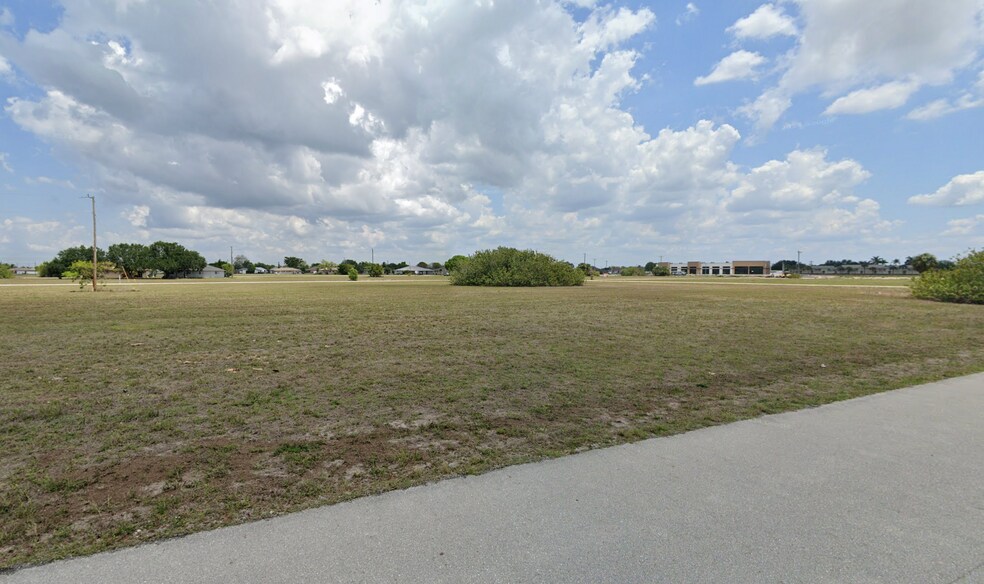 More Photos Of 1130 7th Terrace, Cape Coral Land For Sale