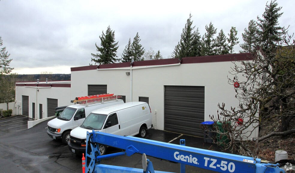 More Photos Of 18352-18378 Redmond Fall City Rd, Redmond Unknown For Lease