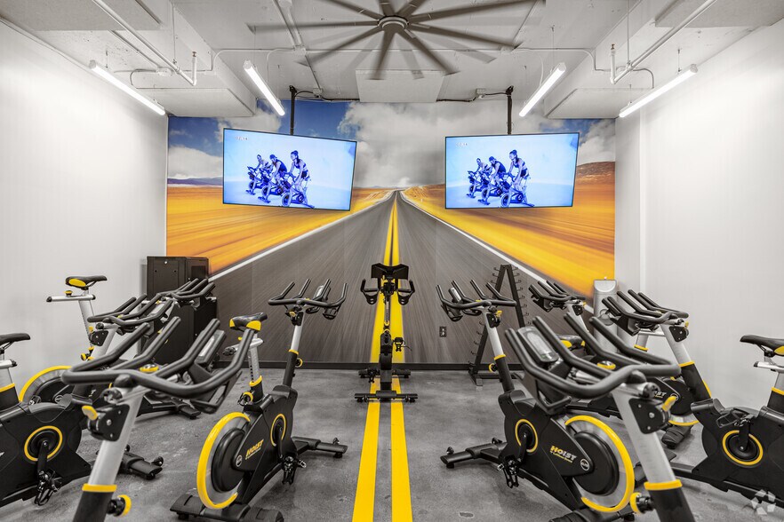 More Photos Of 11350 McCormick Rd, Hunt Valley Unknown For Lease