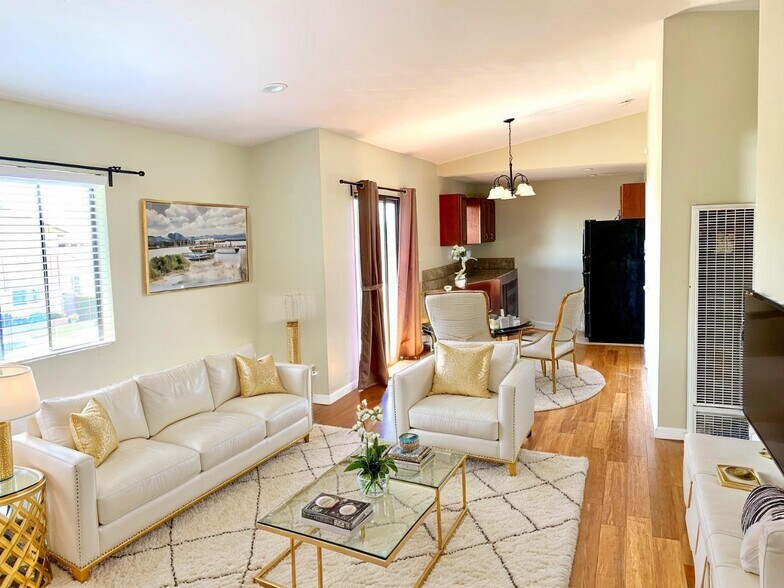 More Photos Of 4433-4437 Winona Ave, San Diego Apartments For Sale