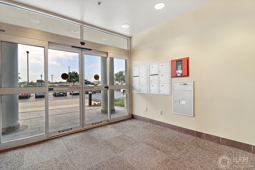 More Photos Of 600 52nd St, Kenosha Office For Lease