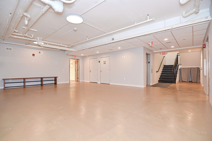 More Photos Of 24-28 High St, Medford Apartments For Lease