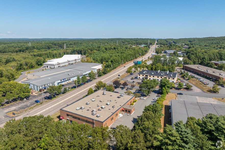 More Photos Of 1 Merchant St, Sharon Office For Lease