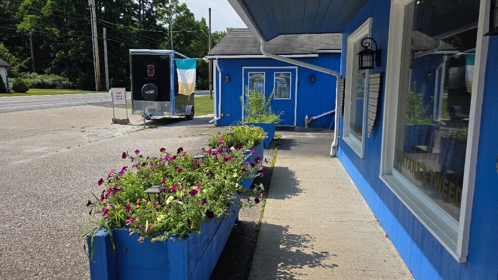 More Photos Of 5187 Vt Route 7A, Arlington General Retail For Sale
