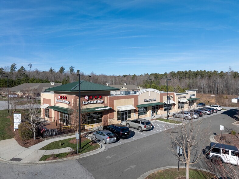 More Photos Of 111 Knox Way, Chapel Hill Freestanding For Sale