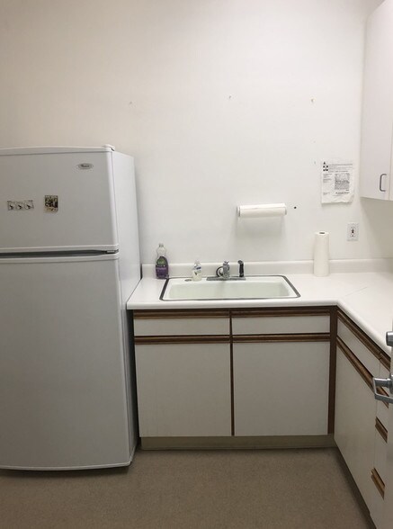 More Photos Of 7010 Soquel Dr, Aptos Office For Lease