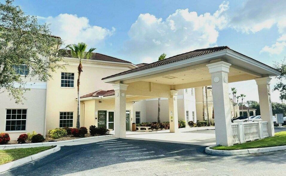 More Photos Of 836 Sunset Lake Blvd, Venice Medical For Lease