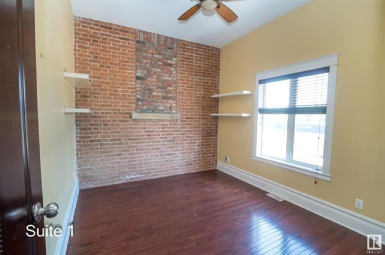 More Photos Of 10201 100 Av, Morinville Office Residential For Sale