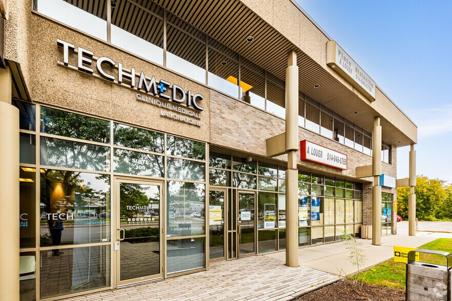 More Photos Of 10 Boul De La Seigneurie E, Blainville Storefront Retail Office For Sale