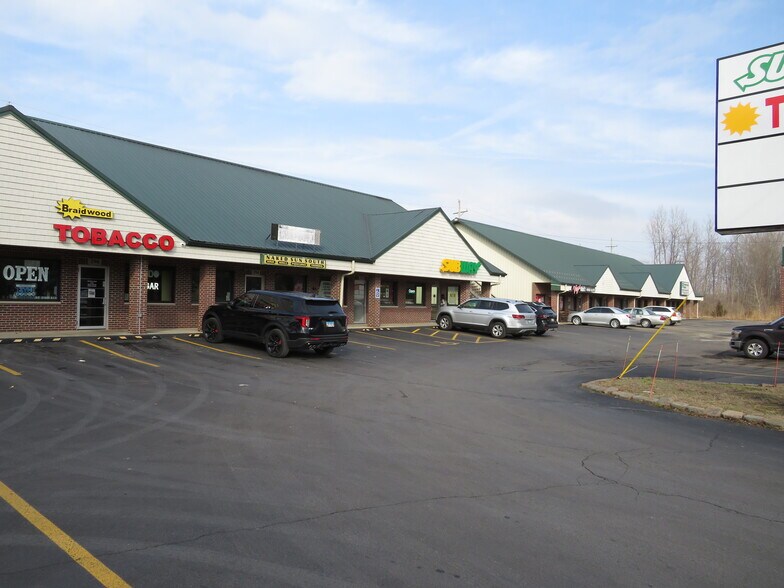 More Photos Of 290-298 S Front St, Braidwood Freestanding For Lease