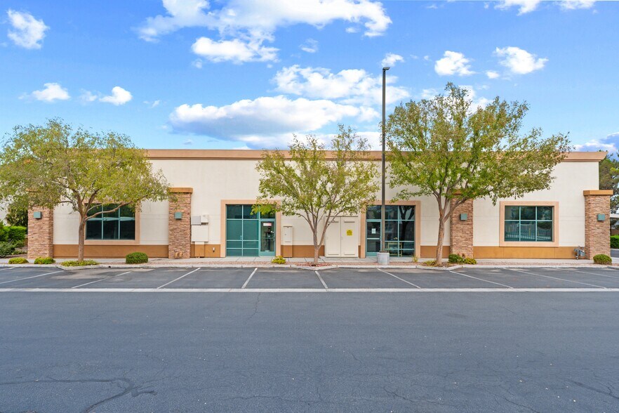 More Photos Of 139 E Warm Springs Rd, Las Vegas Office For Sale