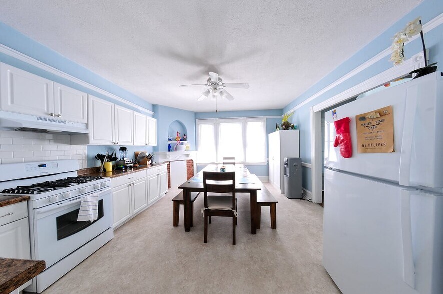 More Photos Of 821 Beach Ave, Cape May Hospitality For Sale