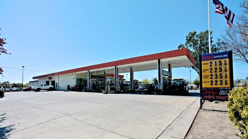 More Photos Of 603 Lincoln Ave, Napa Service Station For Lease