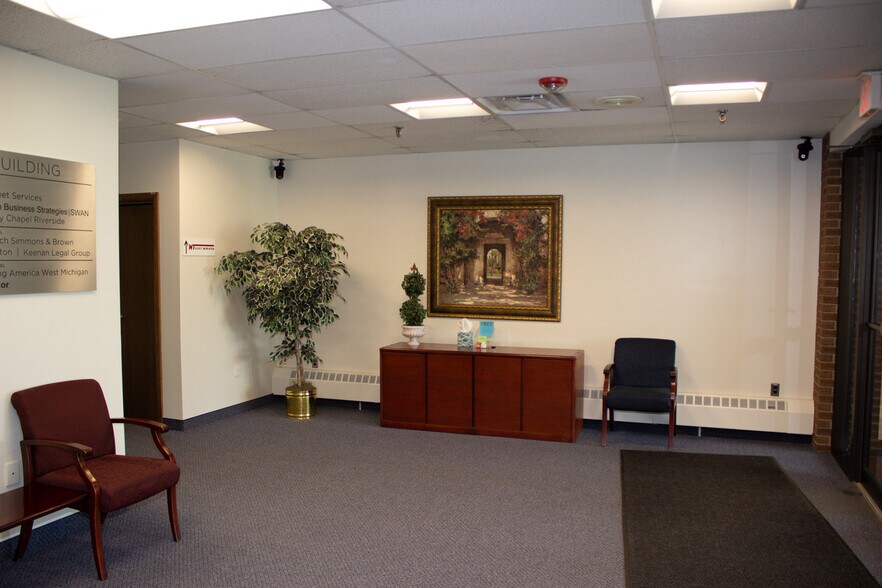 More Photos Of 1950 Waldorf St NW, Grand Rapids Manufacturing For Sale