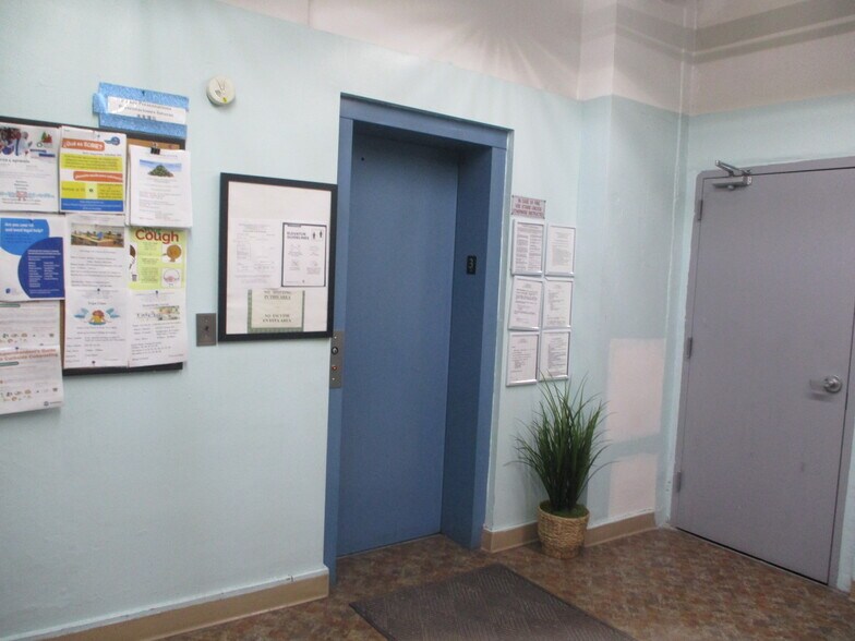 More Photos Of 5216-5224 5th Ave, Brooklyn Office For Sale