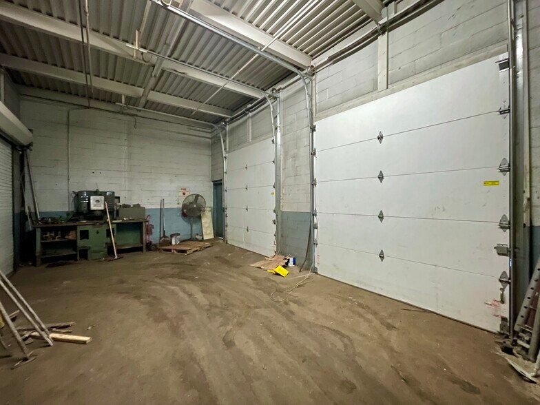 More Photos Of 73 River St, Bridgeport Industrial For Sale