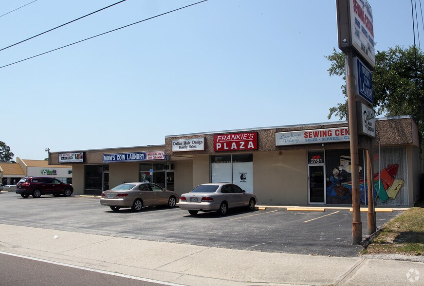 More Photos Of 2781 Bee Ridge Rd, Sarasota Freestanding For Lease