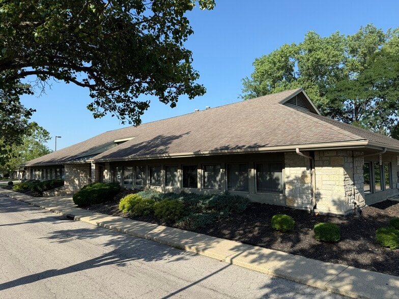 More Photos Of 6482 E Main St, Reynoldsburg Office For Sale