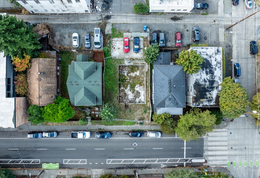 Primary Photo Of , Seattle Unknown For Sale