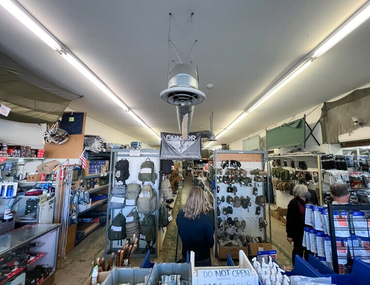 More Photos Of 501-507 N Victory Blvd, Burbank Storefront For Sale