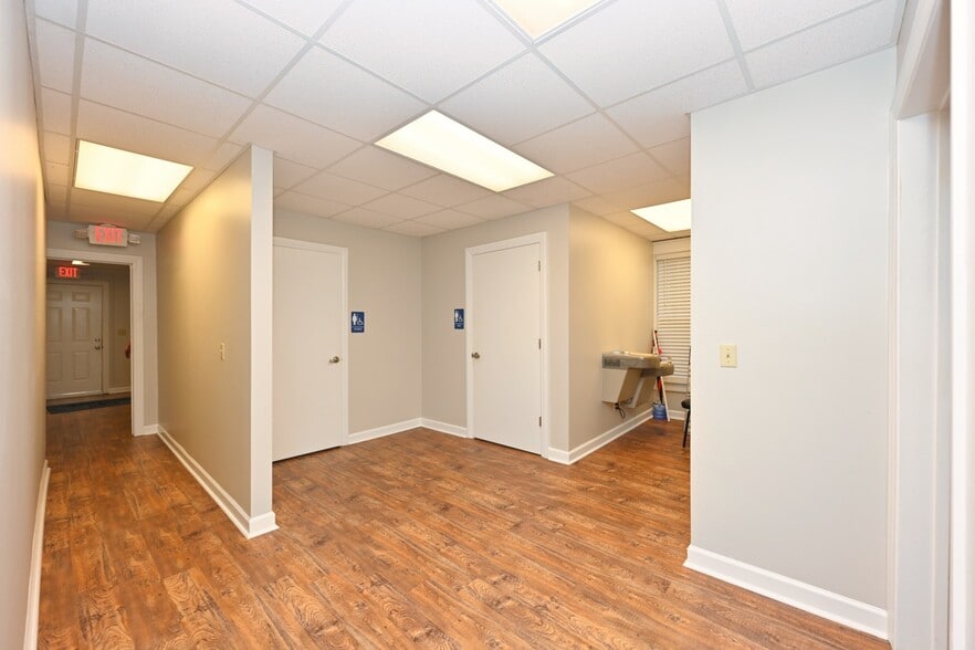 More Photos Of 612 Hartsville Pike, Gallatin Office Residential For Sale
