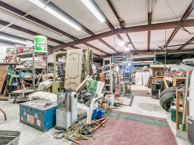 More Photos Of 3025 Westminster Rd, Nicoma Park Light Manufacturing For Sale