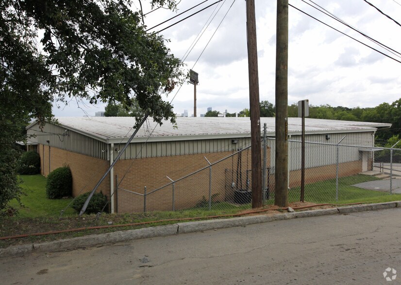More Photos Of 2065 Liddell Dr NE, Atlanta Warehouse For Sale