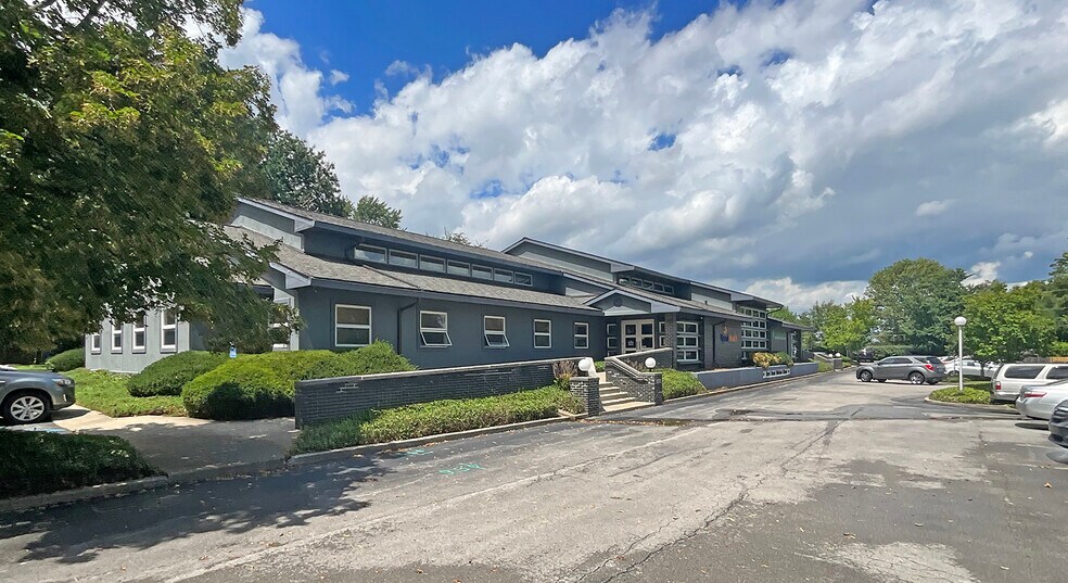 More Photos Of 177 Burt Rd, Lexington Medical For Sale