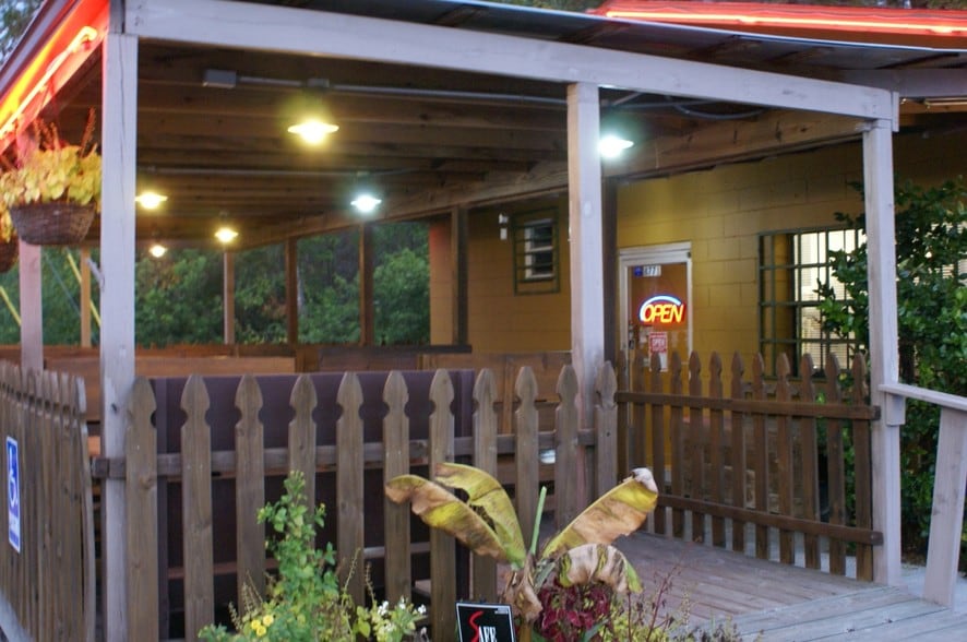 More Photos Of 8771 US Highway 301 S, Jacksonville Restaurant For Sale