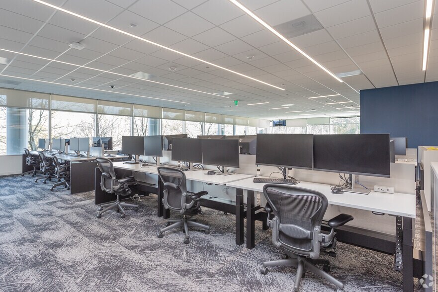 More Photos Of 7033 Louis Stephens Dr, Morrisville Office For Lease