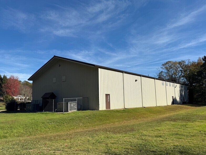 More Photos Of 3715 Bright Star Rd, Douglasville Religious Facility For Sale