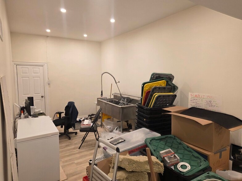 More Photos Of 4-6 Sykes St N, Meaford Apartments For Sale
