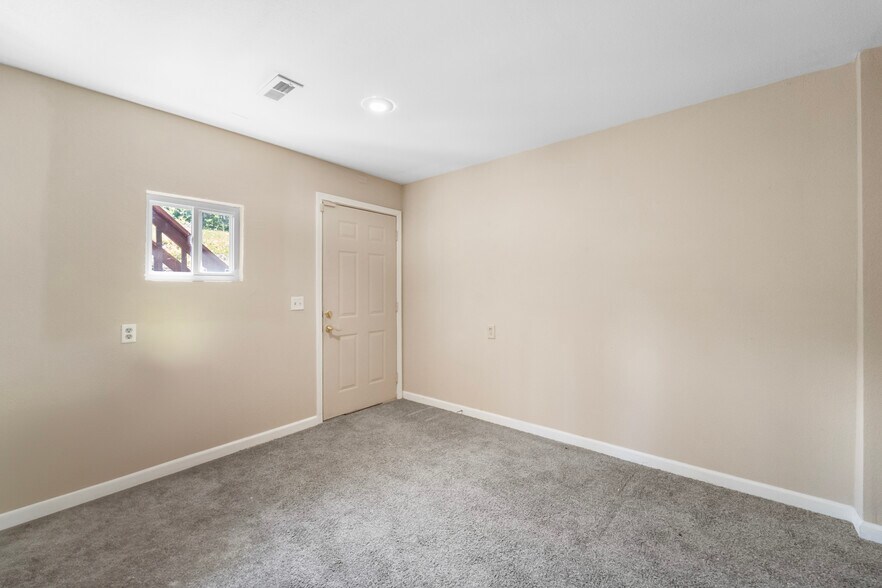 More Photos Of 473 Highway W, Eldon Storefront Retail Residential For Sale