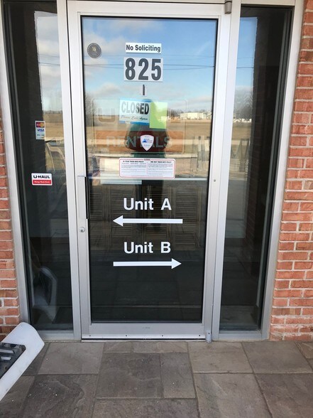 More Photos Of 825 E North St, Elburn Warehouse For Lease