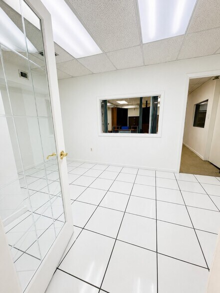 More Photos Of 3100 NW 72nd Ave, Miami Warehouse For Sale