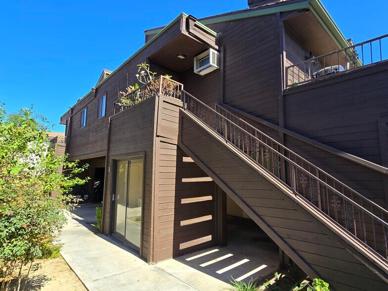 More Photos Of 3608 W Orange Ave, Anaheim Apartments For Sale