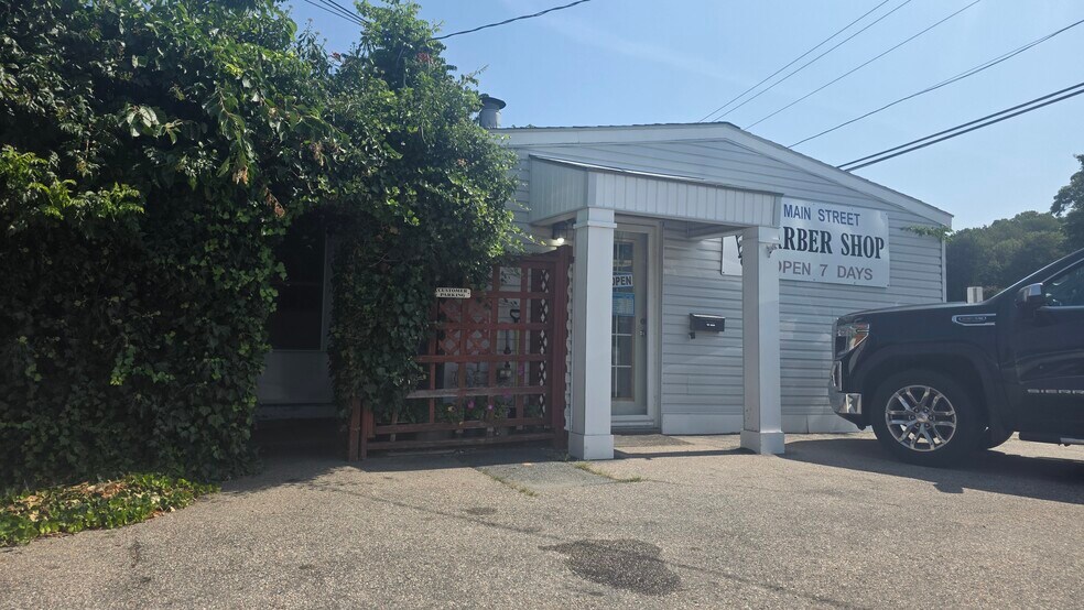More Photos Of 741 Main Rd & 2 Haskins Rd, Tiverton Storefront Retail Residential For Sale