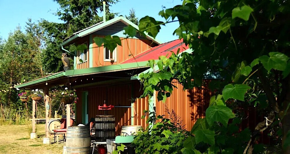 More Photos Of 1673 Woodland Dr, Port Townsend Winery Vineyard For Sale